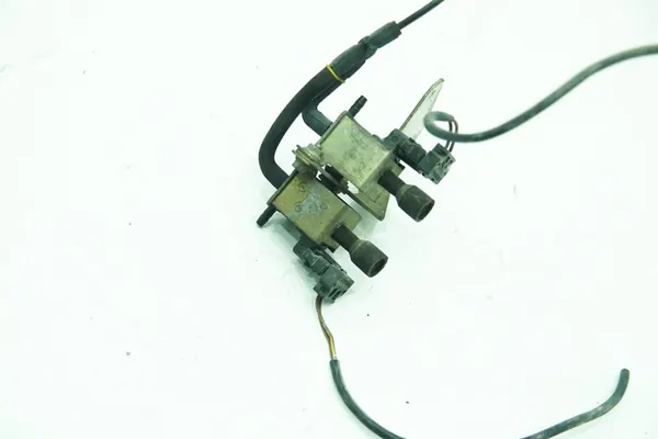 EGR Vacuum Valve Mercedes W140 C140 5.0 image 3
