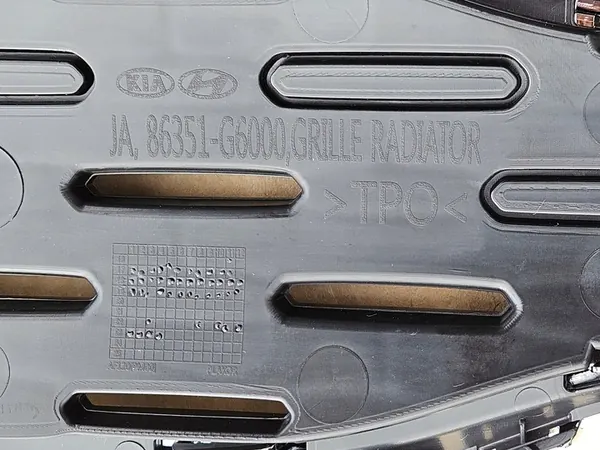 KIA PICANTO III Front Grill Chrome 2017- OEM 86350-G6010 image 6