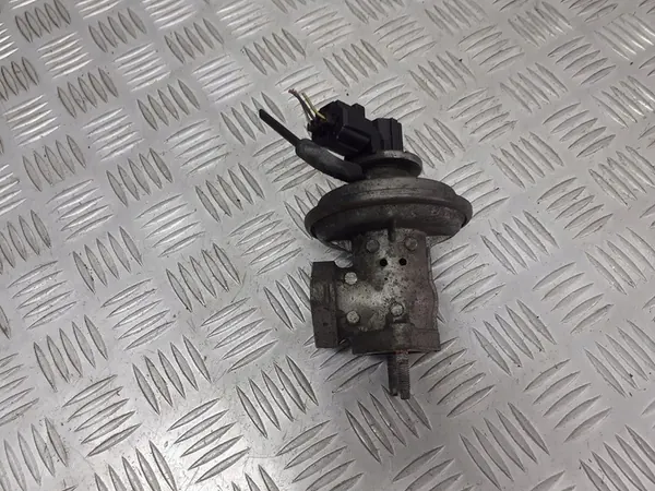 EGR-venttiili Ford Mondeo MK3 2.0 TDDI image 4