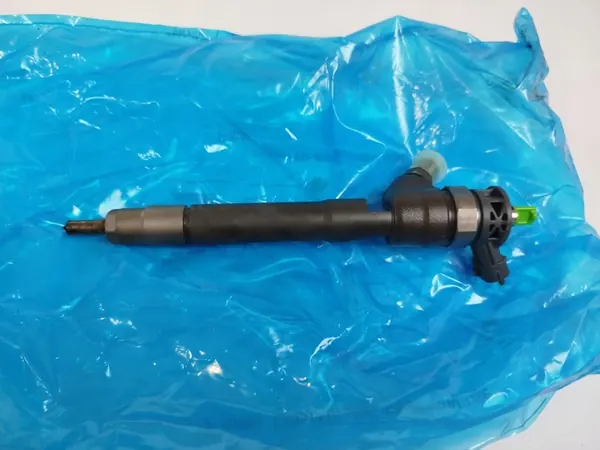 Inyector 6000616680 Opel Renault Bosch image 2