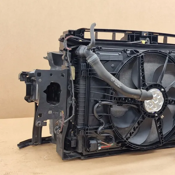 Soporte Frontal Radiador VW Passat B8 Lift image 2