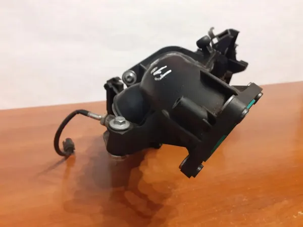 Gebrauchtes BMW OE Ansaugkrümmer OEM 7417 für 5er image 9