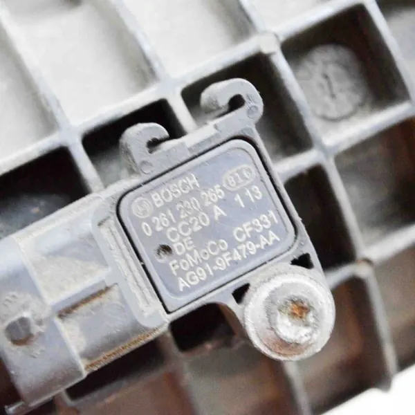 Colector de admisión Ford OEM 50989002 Focus III 1.0L image 6