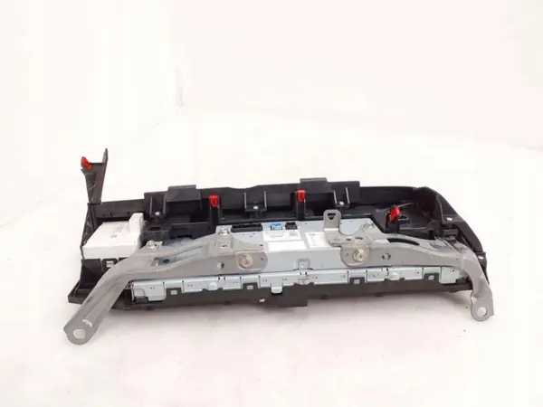 Écran de navigation Lexus CT OEM 8611033151 - Occasion image 7