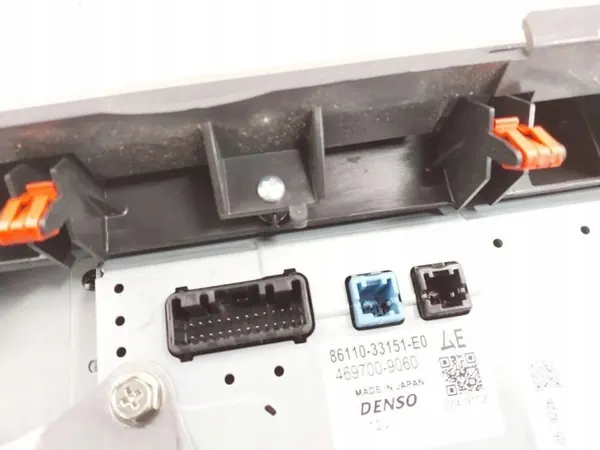 Écran de navigation Lexus CT OEM 8611033151 - Occasion image 9