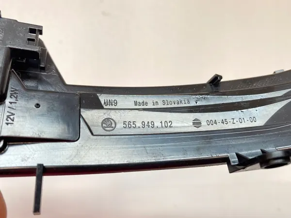 Luzes de sinalização adicionais Skoda OE 565949102 image 4