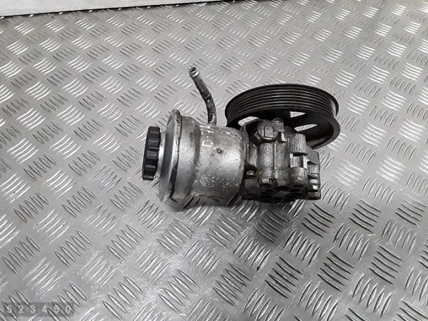 Pompe de direction assistée Toyota OEM AM-523450 d'occasion image 3
