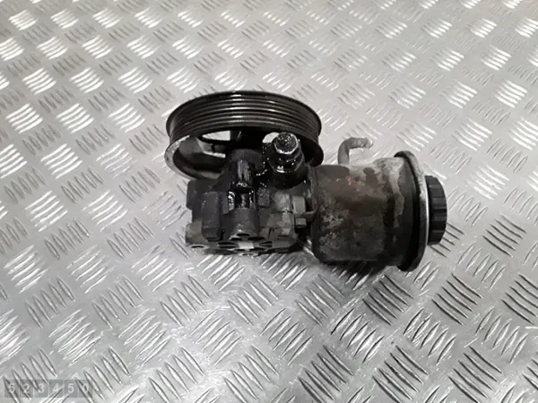 Pompe de direction assistée Toyota OEM AM-523450 d'occasion image 5