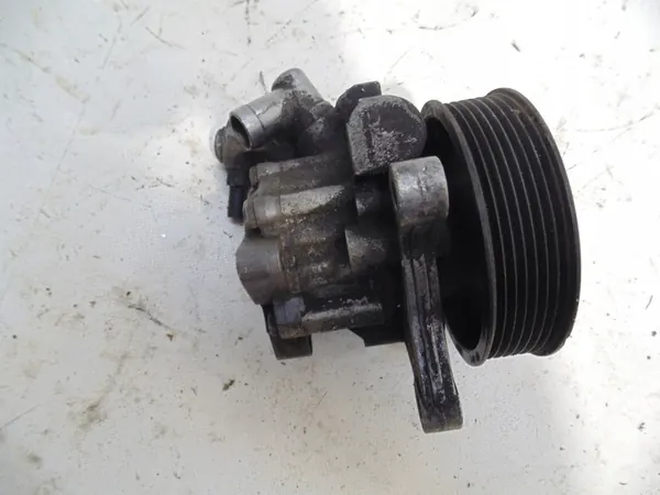 Servostyrningspump Mercedes E-Klass W211 W219 3.0 V6 CDI image 2