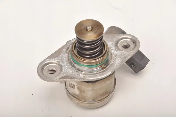 BRANDSTOF POMP MERCEDES A-KLASSE W176 AMG A45 A1330700001 image 5