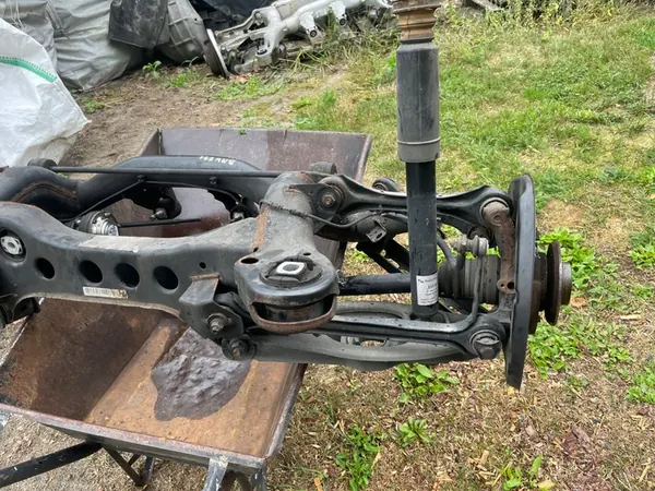 Suspensão Traseira Completa BMW 3 E91 2.5i X-DRIVE image 6