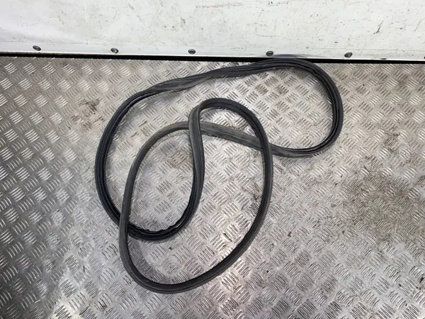 Joint de hayon Suzuki Vitara (LY) OEM FBZ17762 image 3