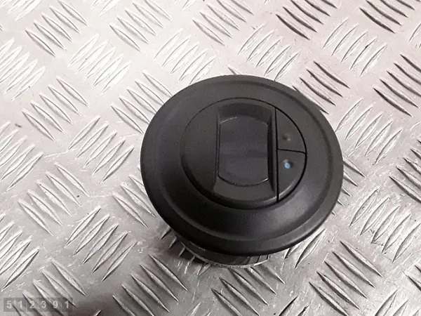 Module climatisation Renault OEM 8200367334 image 2