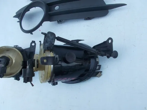 Farol Frontal Esquerdo Direito Grade Opel Corsa D 06-11 13262572 image 8