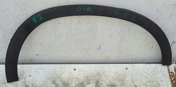 Mercedes-Benz GLA W156 Right Rear Fender Trim image 2