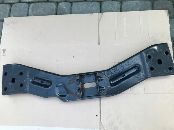 Jeep Poikittaispalkki OEM 6432332B 2.4L Malleille image 2