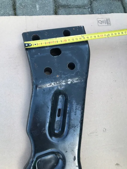 Jeep Poikittaispalkki OEM 6432332B 2.4L Malleille image 3