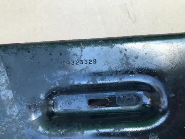 Jeep Poikittaispalkki OEM 6432332B 2.4L Malleille image 4