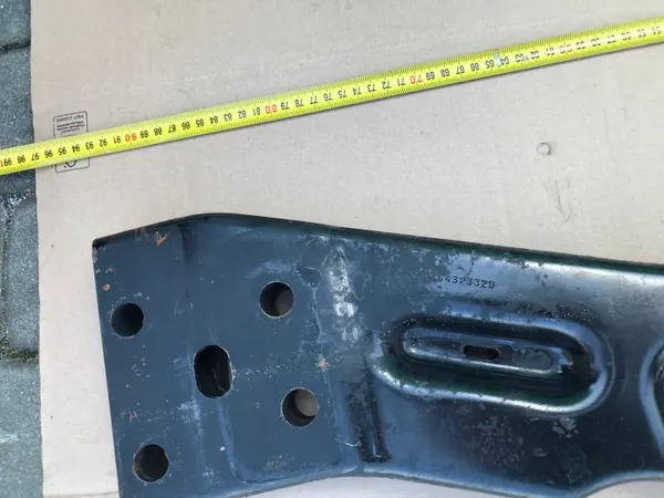 Jeep Poikittaispalkki OEM 6432332B 2.4L Malleille image 5