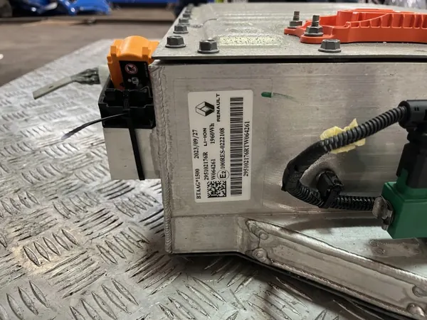 Bateria OEM 295102176R 1Ah para Renault Austral image 5