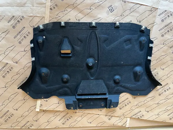 AUDI A8 D4 Motorhuv 4H0825235L image 3