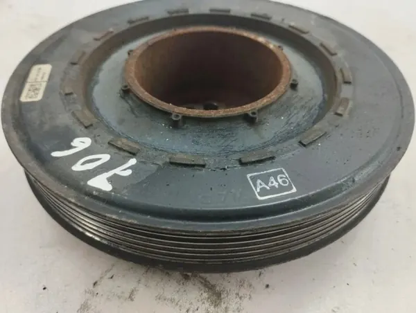 Porsche Kampiakselin hihnapyörä OEM 059105251 - Käytetty image 4