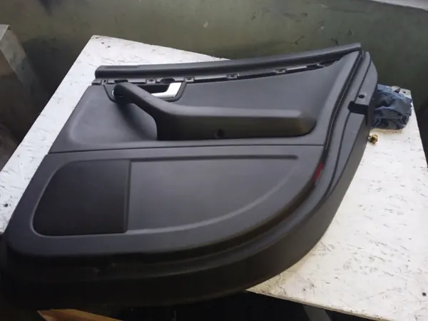 Audi A4 B6/B7 Rechter Achterdeur Leerbekleding OEM 8E0867304C image 2