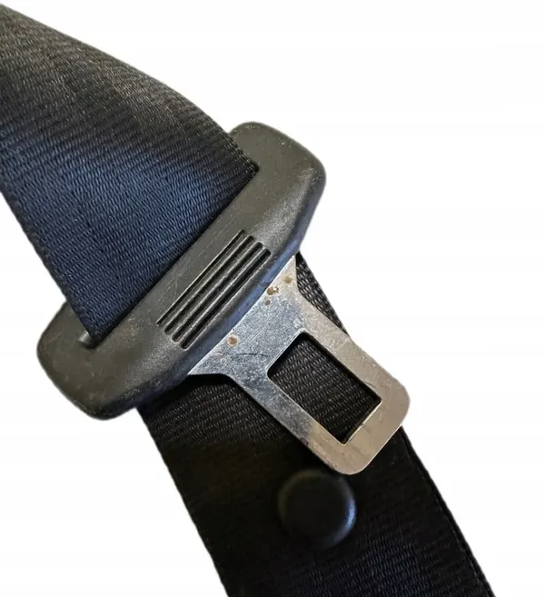 OEM 560788501 8E0857706F oikea etuturvavyön kiristin image 4