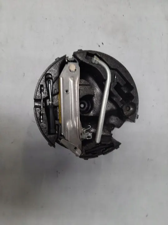 Bac à outils coffre Audi A3 8L OEM 8L0011031C 8L0012109 image 2