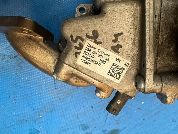 EGR-pakokaasujäähdytin Audi CRT 059131511DE 059131501AK image 4