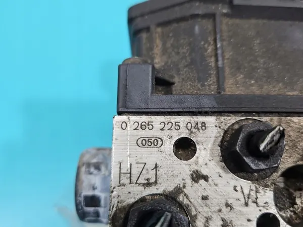 Bomba ABS OEM 0265225048 para Audi A4 B6 2.0 20V image 5