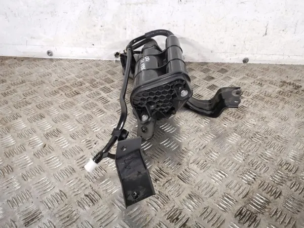 OEM FBZ12135 Polttoainehöyrysuodatin - Käytetty image 4