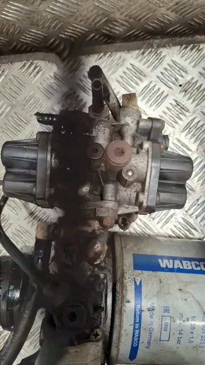 Wabco 9324000140 Lufttrockner für pneumatische Systeme image 6