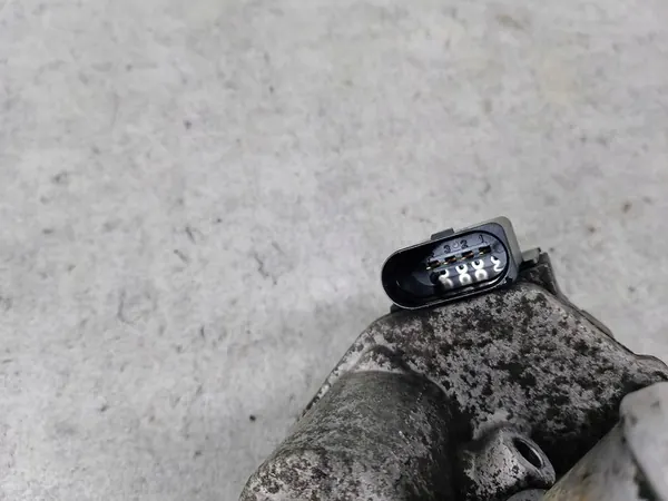 Drosselklappe Hyundai Sonata IV 2.0 CRDI image 2