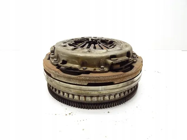 Kaksoismassavauhtipyörä Mercedes W204 W212 W218 2.2 CDI A0252509601 image 2