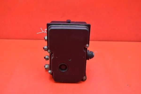 Pompe ABS OEM 13282282 pour Opel Corsa D 1.2 image 2
