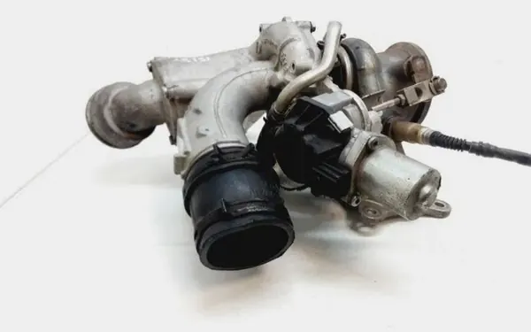 Turbocompressor usado OEM 06K145721B para VW Passat B7 image 3