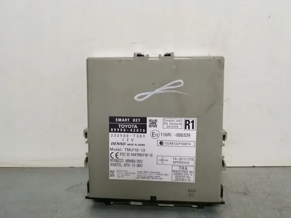 Toyota RAV4 Keyless-moduuli OEM 2325007383 image 2