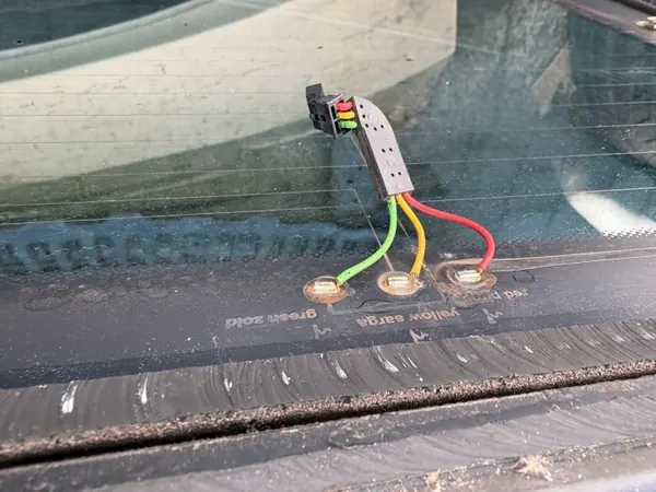 Vitre arrière Mercedes E W212 berline OEM image 3