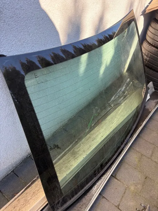 Vitre arrière Mercedes E W212 berline OEM image 4