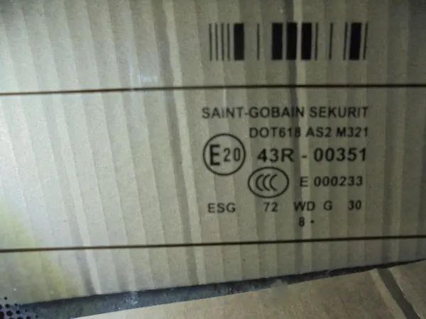 OEM 43R-00351 VW Takaovi oikea lasipaneeli image 6