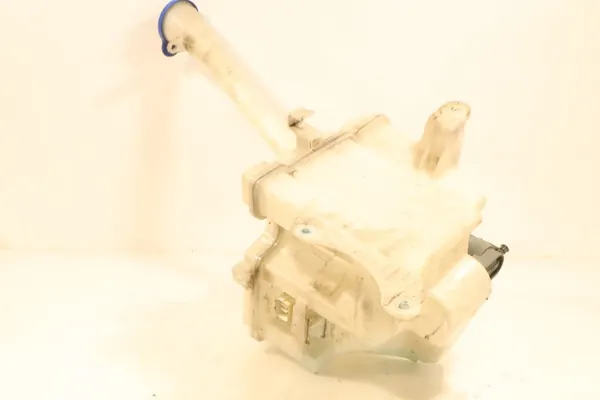 Pesulaitteen säiliö OEM 85350-0F030 Toyota Versolle image 5
