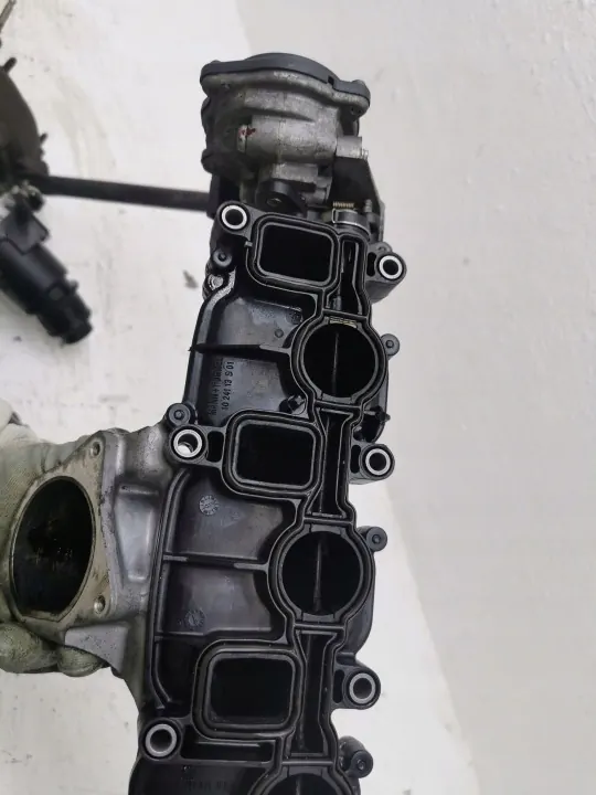 Ansaugkrümmer OEM 1024113S Audi Q5 8R 2.0 TDI image 8