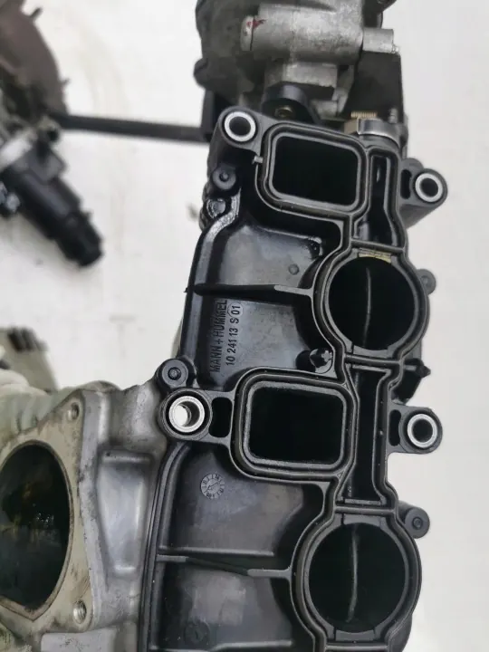 Ansaugkrümmer OEM 1024113S Audi Q5 8R 2.0 TDI image 9