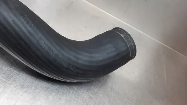 Manguera Intercooler Turbo Volvo V70 2.4 D5 30645937 image 3