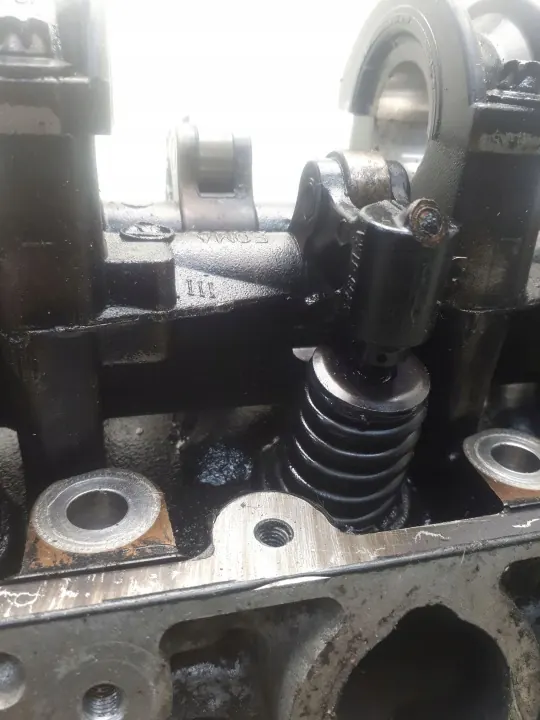 Mercedes-Benz motorcilinderkop OEM R2660160401 image 5