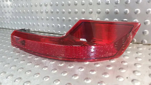 Höger bakre reflektor Skoda Kamiq Lift 23- OEM 658945702B image 2