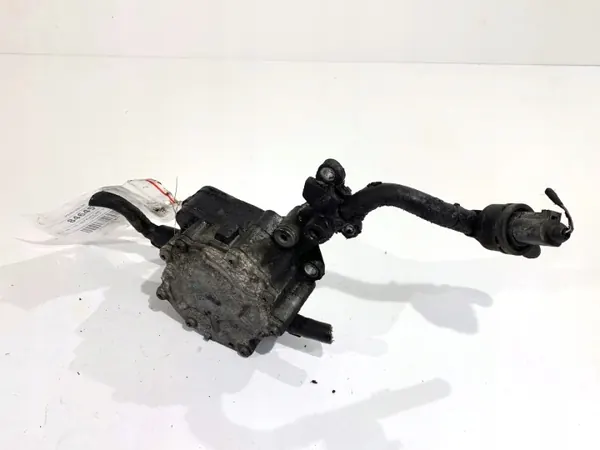 Vacuümpomp OEM 038145209M voor VW Golf Plus 1.9 image 3