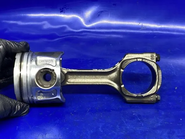 Mäntä Vipusarja OEM 55220730 Opel Insignialle image 4