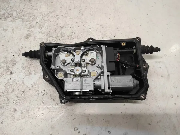 BMW 7 E65 E66 01- Mécanisme de Frein à Main image 2